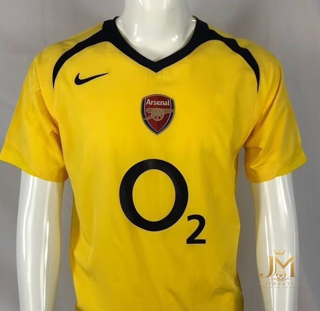 Arsenal Away Retro Shirt 2005 06