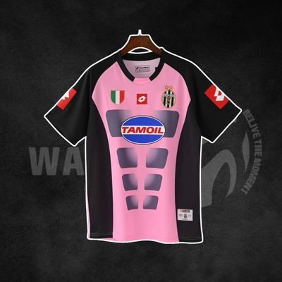 Juventus 2002/03 Goalkeeper Retro Kit