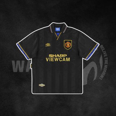 Manchester United 1993/94 Away Retro Kit