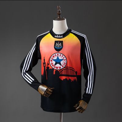 Newcastle United 1996/97 Goalkeeper Kit