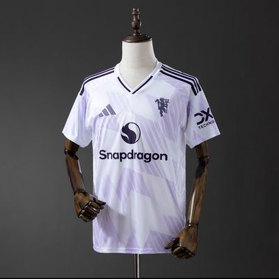 Manchester United 2025/26 Away Kit