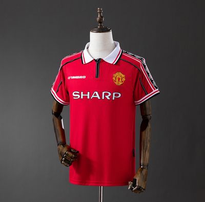Manchester United 1998/99 Home Retro Kit