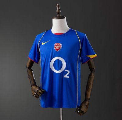 Arsenal FC 2004/05 Away Retro Kit