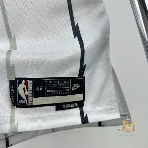 Raptors Retro White #1 McGrady