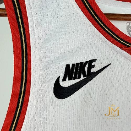 76Ers Retro White #3 Iverson