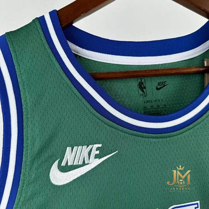 Mavericks Retro Green #32 Flagg
