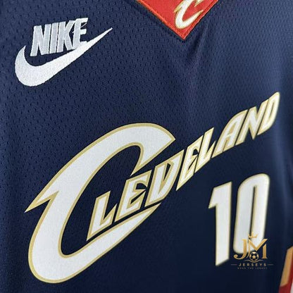 Cavaliers Retro #10 Garland