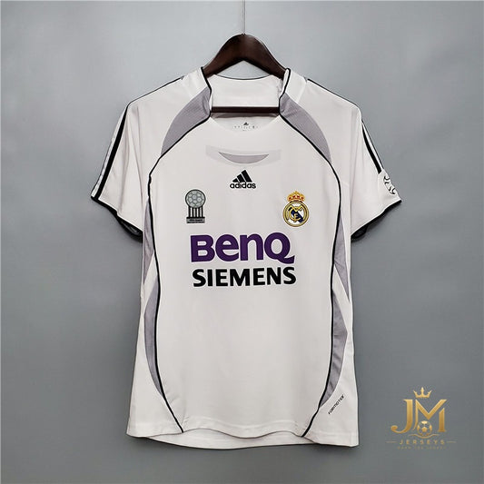 Real Madrid Retro Jersey Home 2006