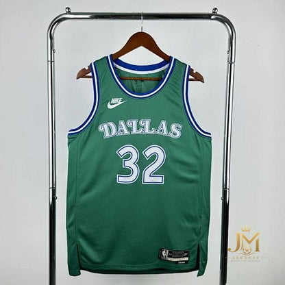 Mavericks Retro Green #32 Flagg